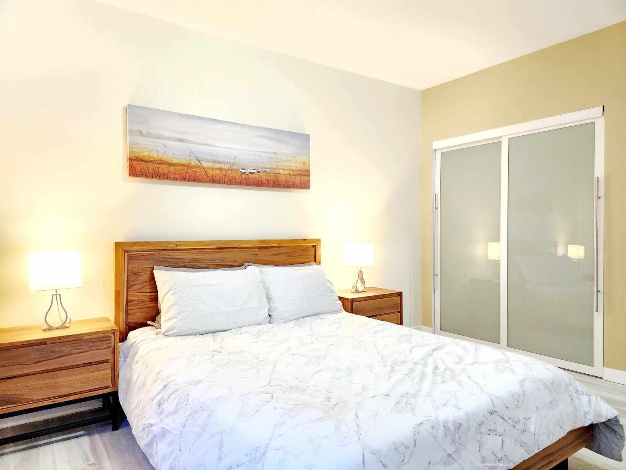 Apartment Hotel St-Denis Montreal Exterior photo